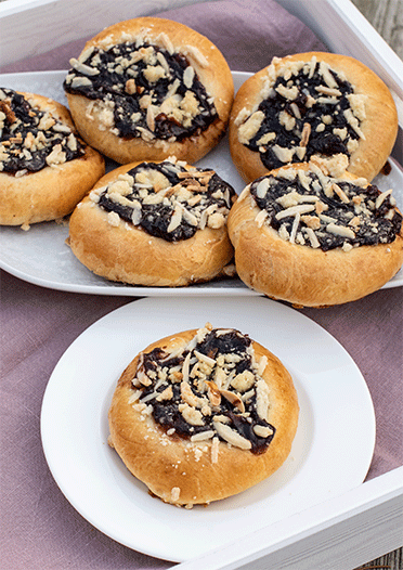 Rezeptbild: Böhmische Kolatschen mit Mohnfüllung