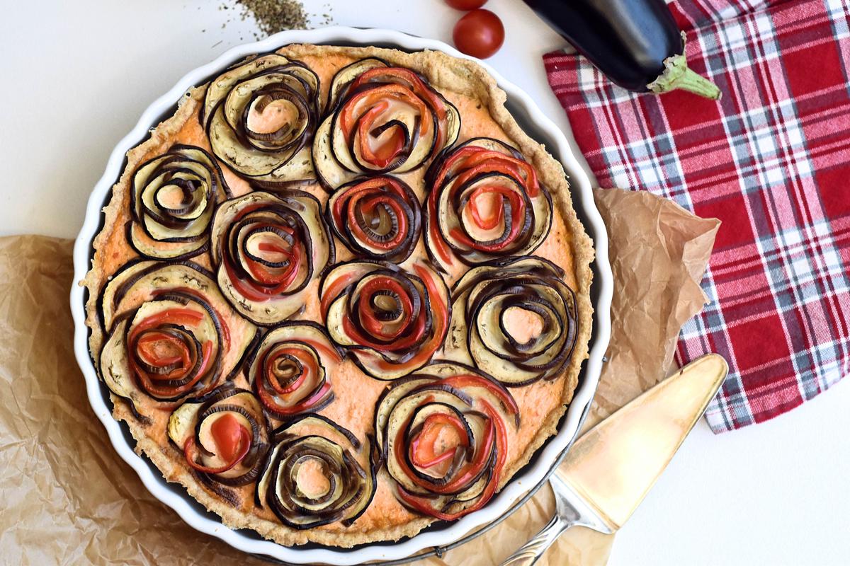 Rezeptbild: Auberginen Rosen Quiche
