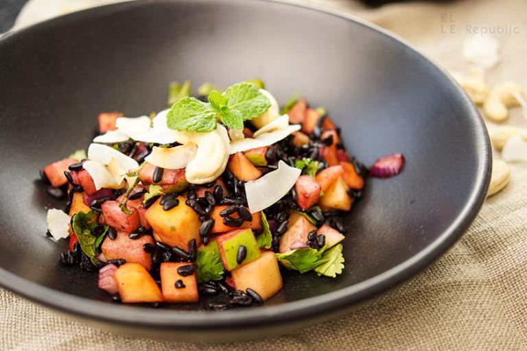 Rezeptbild: Schwarzer Reis Salat mit Mango und Apfel