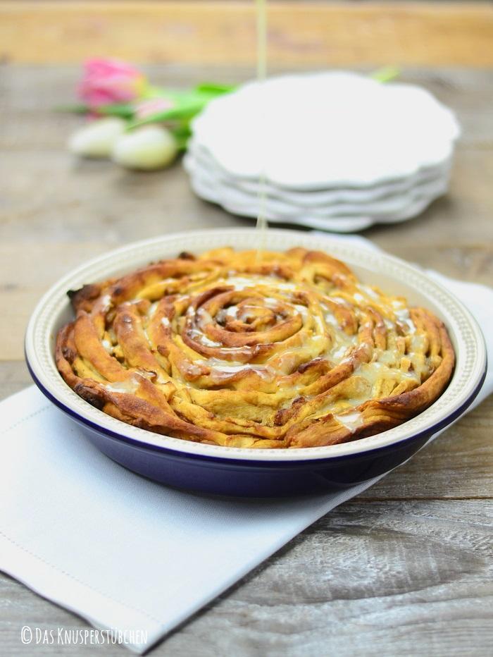 Rezeptbild: Browned Butter-Peach-Cinnamon-Pinwheel