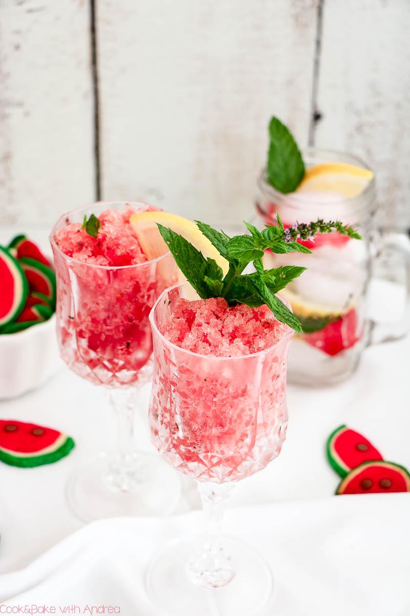 Rezeptbild: Wassermelonengranita mit Minze und Zitrone