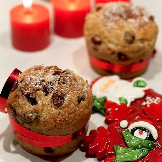 Rezeptbild: Mini Panettone mit Cranberries und Pistazien
