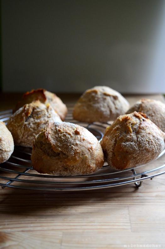 Rezeptbild: Kartoffelbrötchen mit Lievito Madre über Nacht