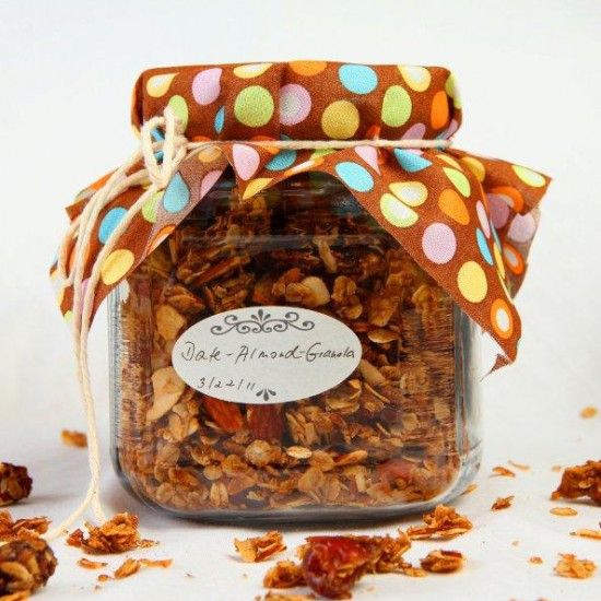 Rezeptbild: Dattel Mandel Granola