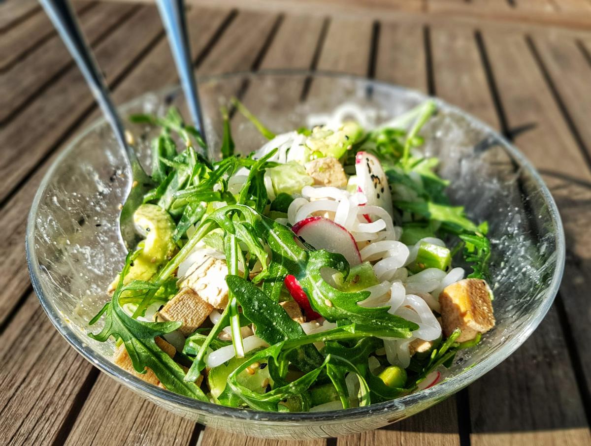 Rezeptbild: Glasnudelsalat mit Tofu