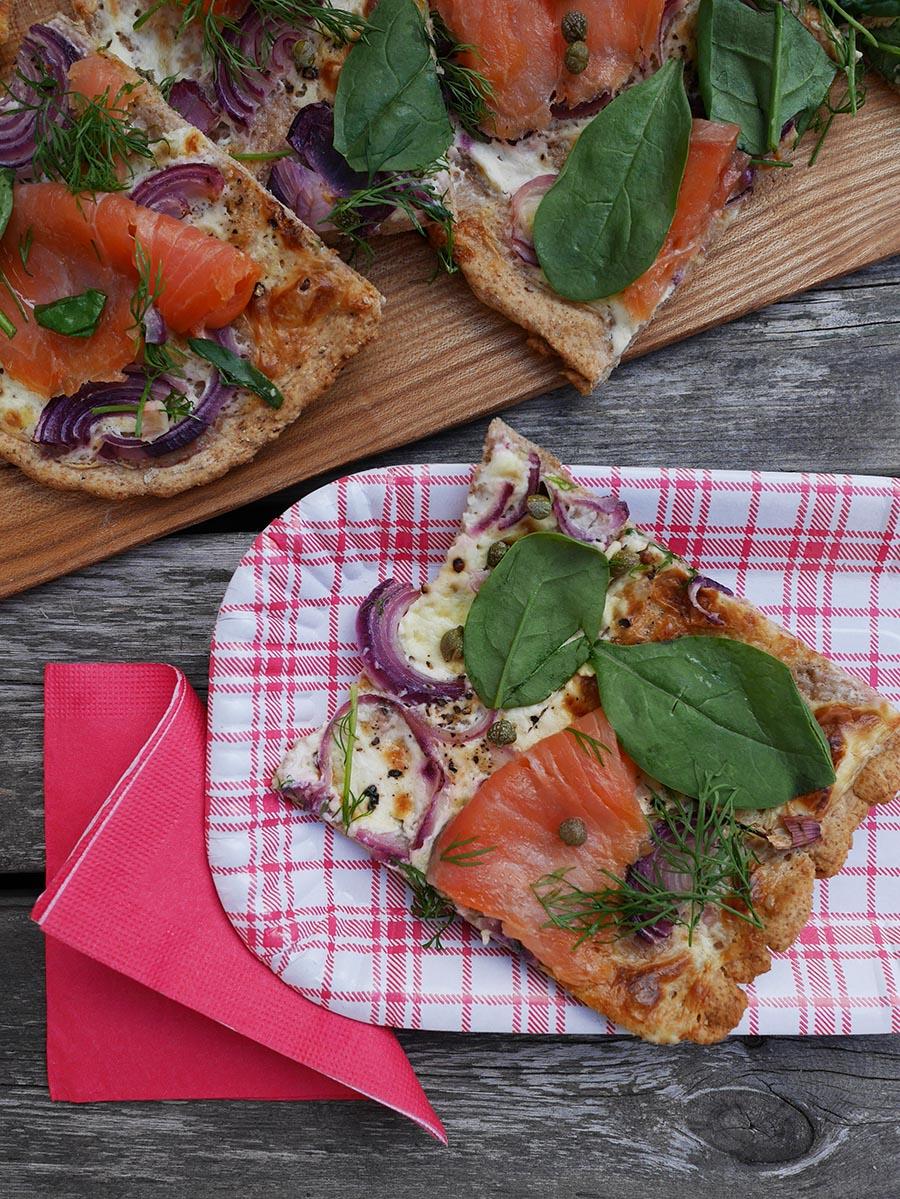 Rezeptbild: Lachspizza