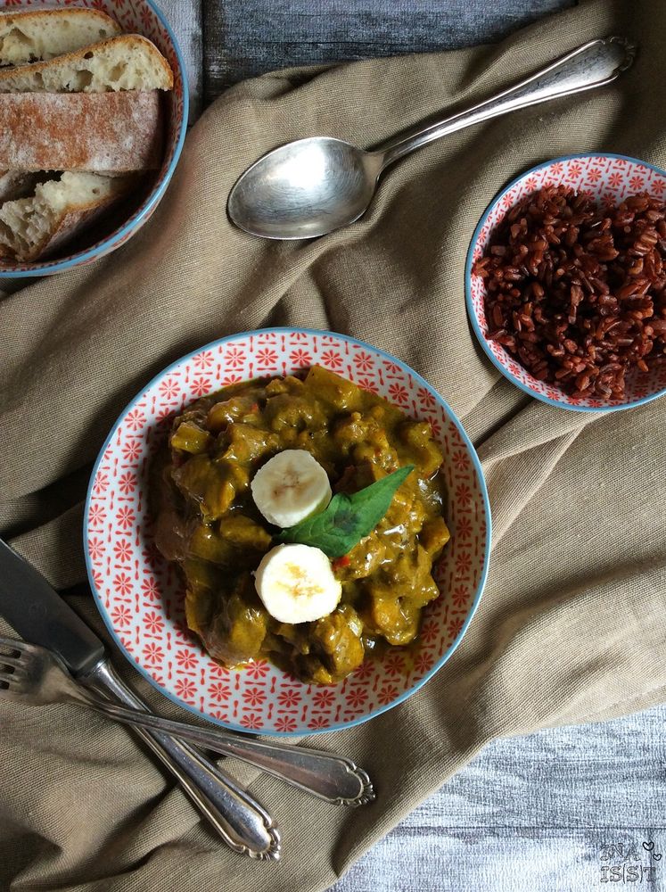 Rezeptbild: Fruchtiges Putencurry mit Banane und Lebkuchengewürz