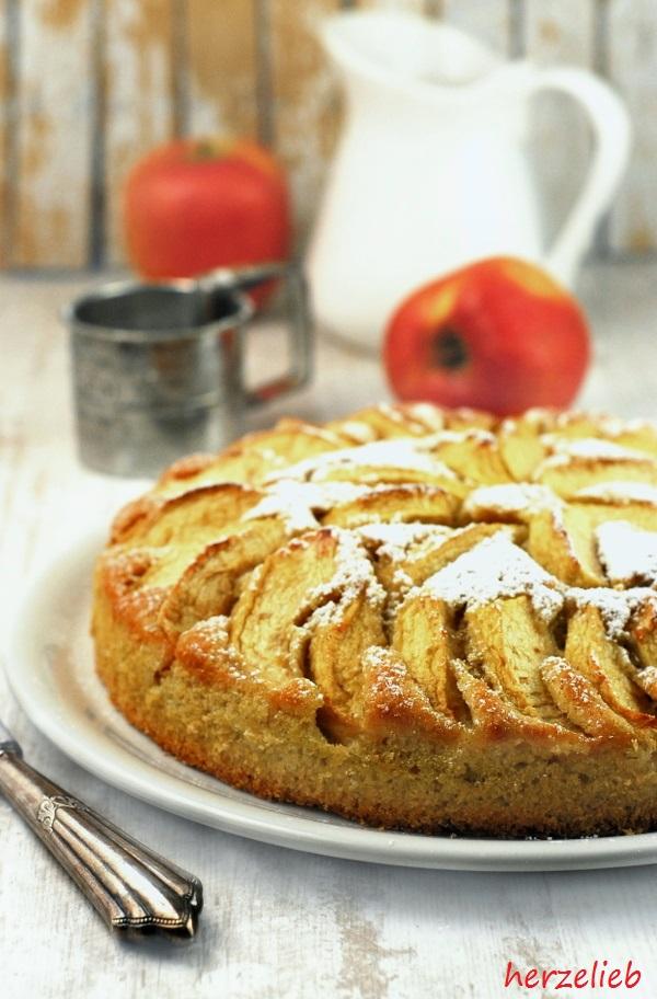 Rezeptbild: Kartoffelkuchen mit Äpfeln
