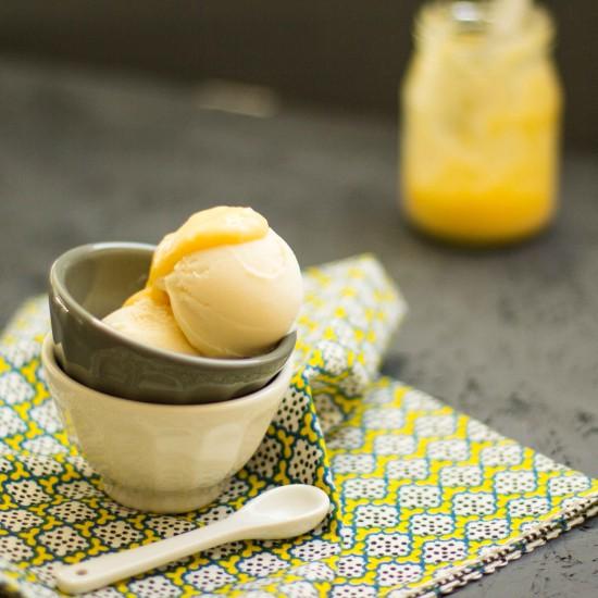 Rezeptbild: Meyer Lemon Curd Eiscreme