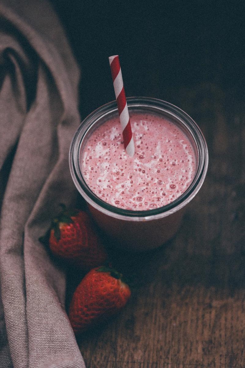 Rezeptbild: Erdbeer-Mandel Shake