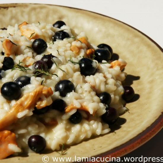 Rezeptbild: Risotto mit Pfifferlingen und Heidelbeeren