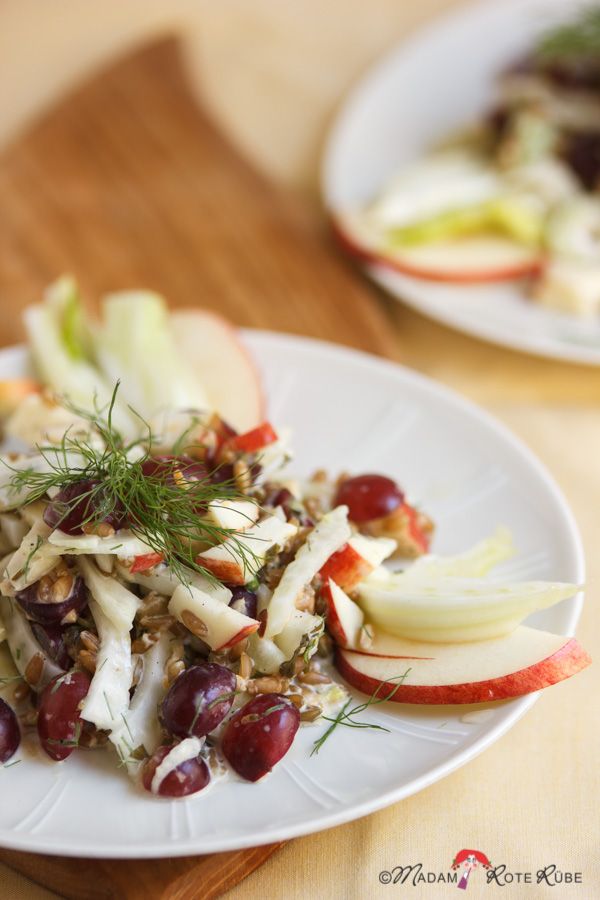 Rezeptbild: Fenchel-Grünkernsalat mit Weintrauben