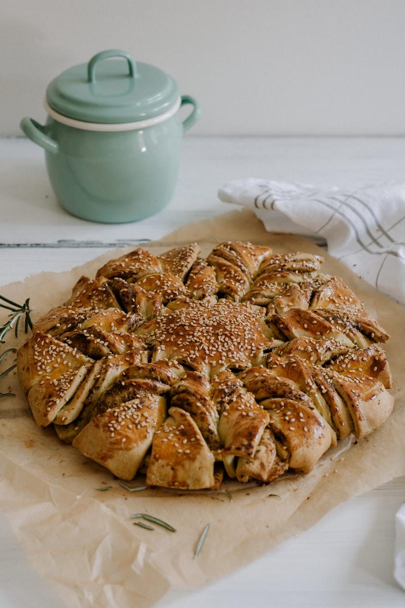 Rezeptbild: Pestoblume mit Sesam