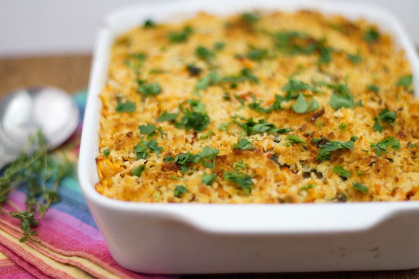 Rezeptbild: Orzo gebacken mit Eismeergarnelen, Tomaten und Feta-Käse