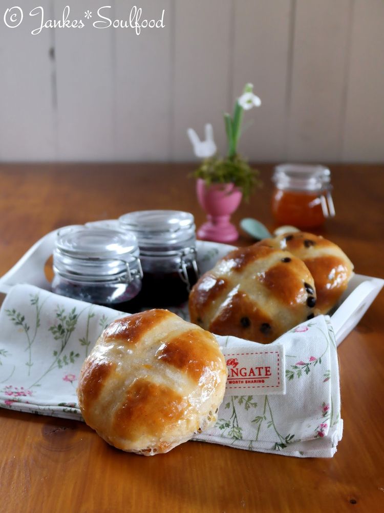 Rezeptbild: Hot Cross Buns