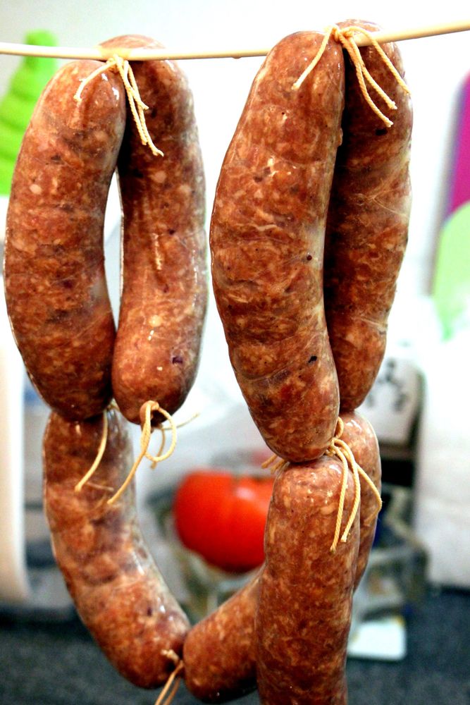 Rezeptbild: Selbstgemachte Schweinsbratwurst