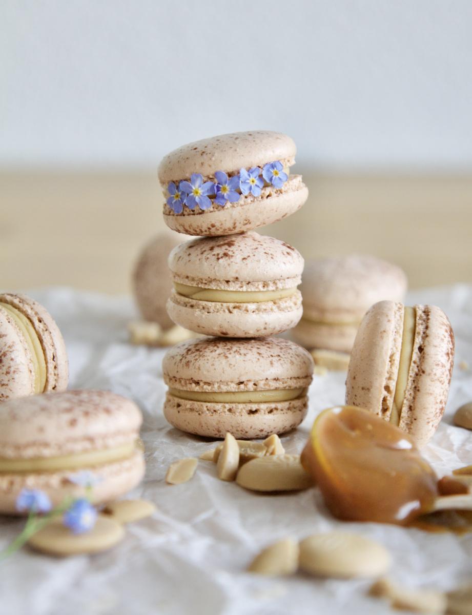 Rezeptbild: Mandel Caramel Macarons