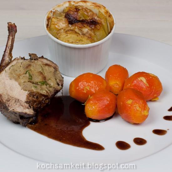 Rezeptbild: gefülltes Rebhuhn, Rotwein-Balsamico-Reduktion, Gratin Savoy