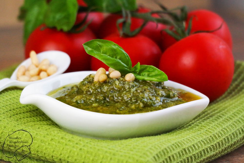 Rezeptbild: Pesto alla Genovese (klassisches Basilikum-Pesto)