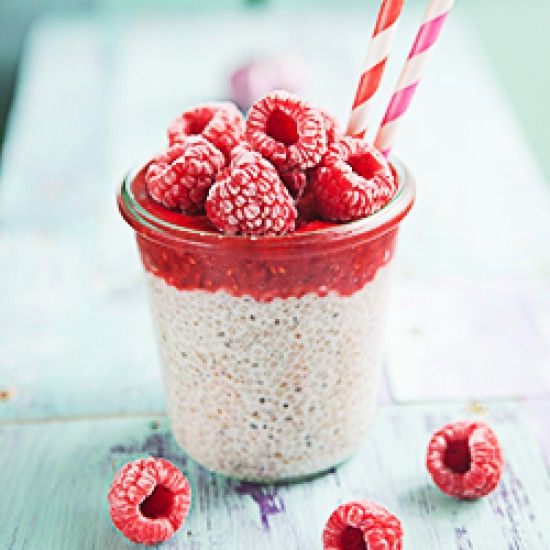 Rezeptbild: Chia Pudding mit Himbeermus