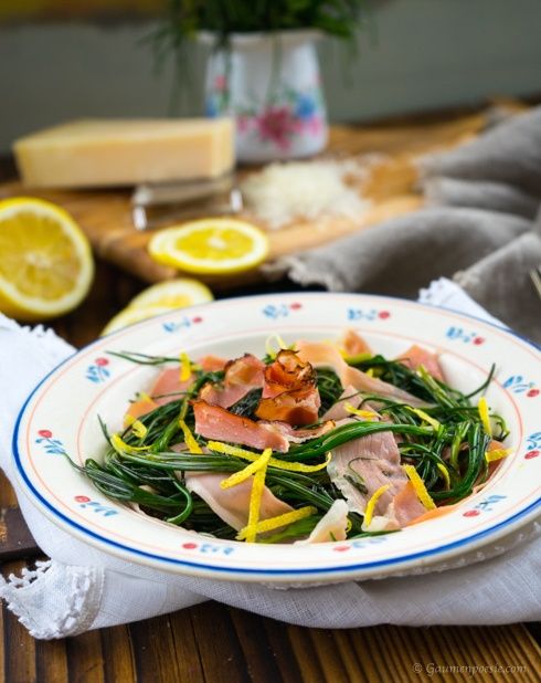 Rezeptbild: Mönchsbart-Salat mit Speckstreifen