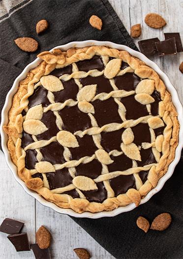 Rezeptbild: Crostata mit Amaretto-Schokoladen-Füllung
