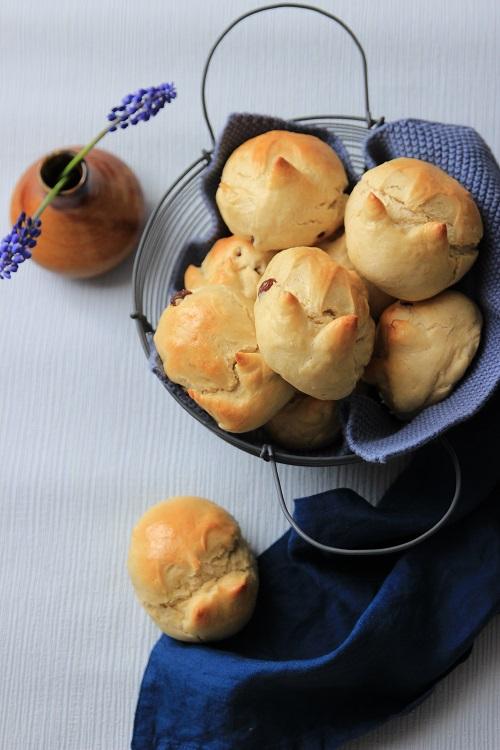 Rezeptbild: Hefe Hasen ohne Zucker