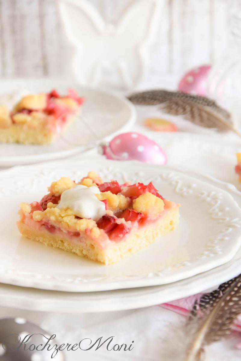 Rezeptbild: Erdbeer Rhabarber Streuselkuchen