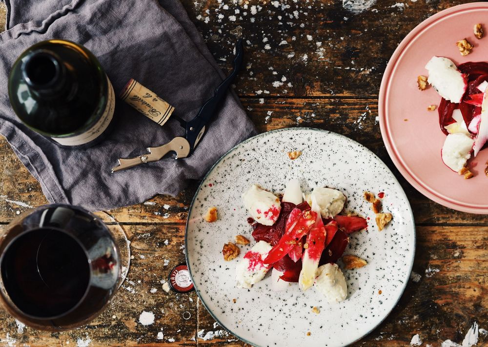 Rezeptbild: Marinierte Rote Bete- Spargel- Türmchen mit Roquefort-Mousse