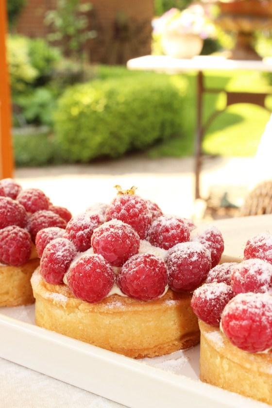 Rezeptbild: Mandelcremetartelettes mit Himbeeren