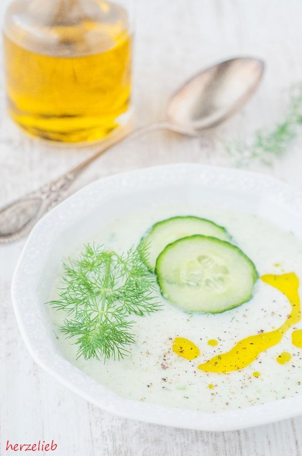 Rezeptbild: Gurkensuppe mit Dill