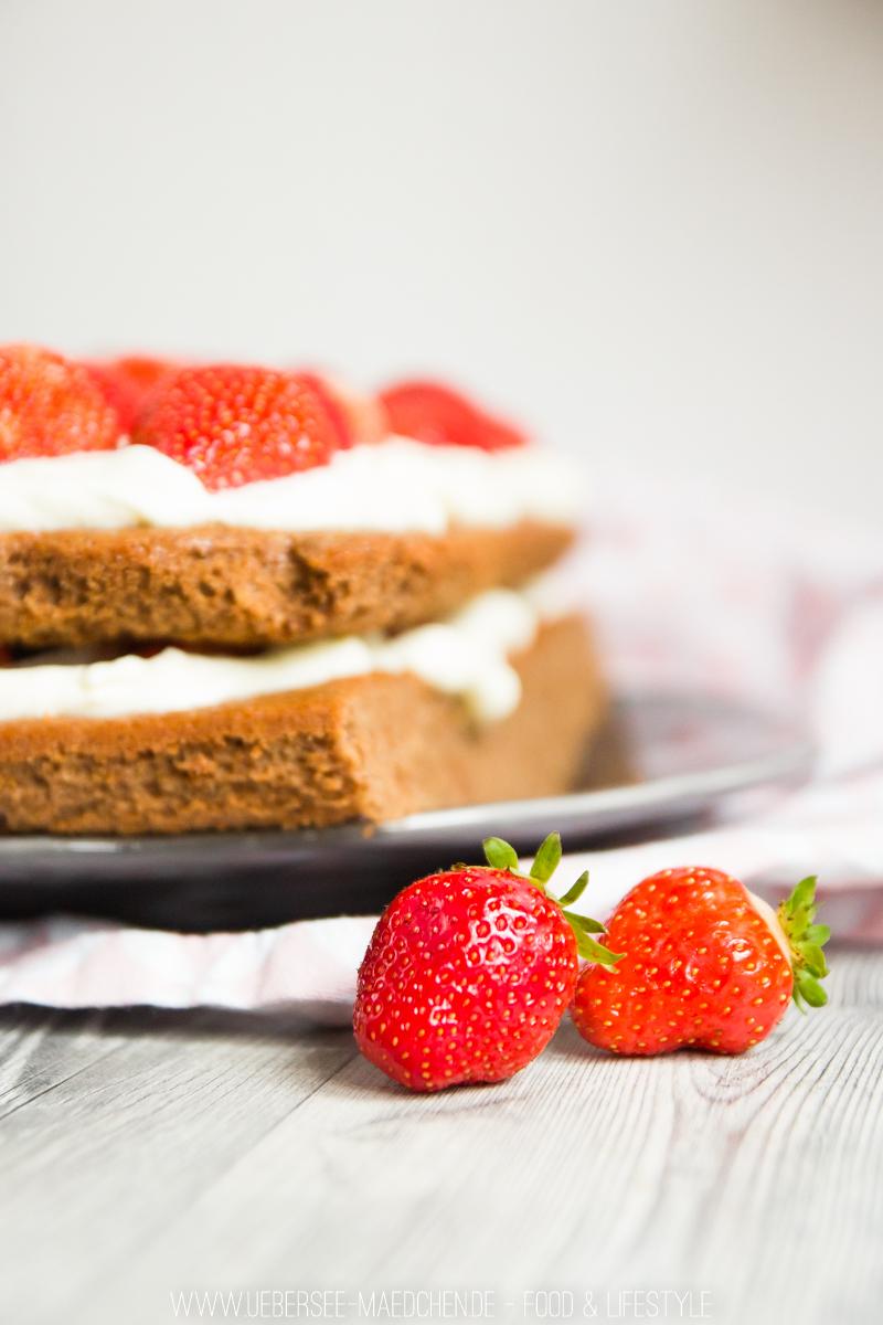 Rezeptbild: Erdbeer-Torte mit Brownie-Boden