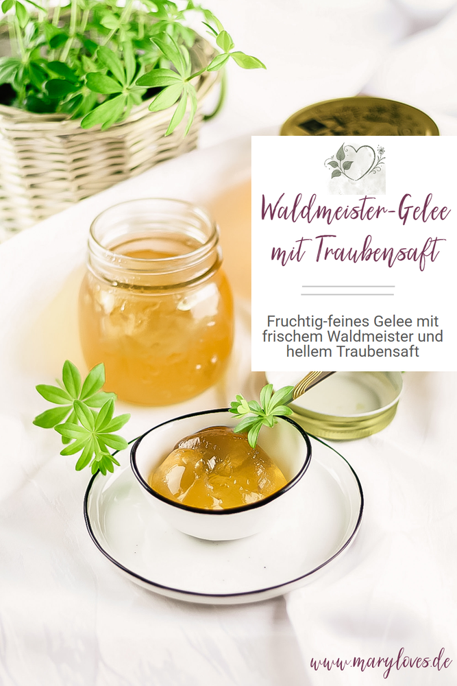 Rezeptbild: Waldmeister-Gelee mit Traubensaft: Frühlingsrezept zum Selbermachen