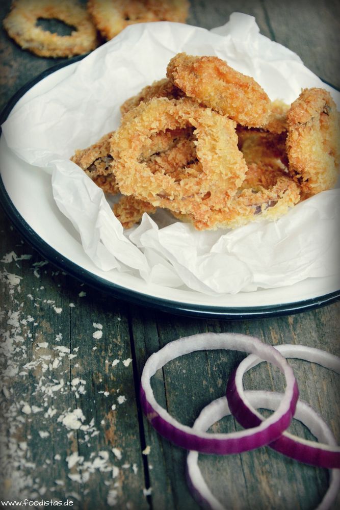 Rezeptbild: Zwiebelringe mit Pankokruste