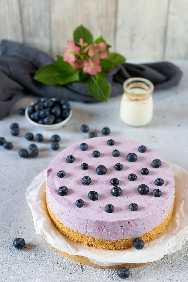 Rezeptbild: Heidelbeer-Torte mit Keksboden