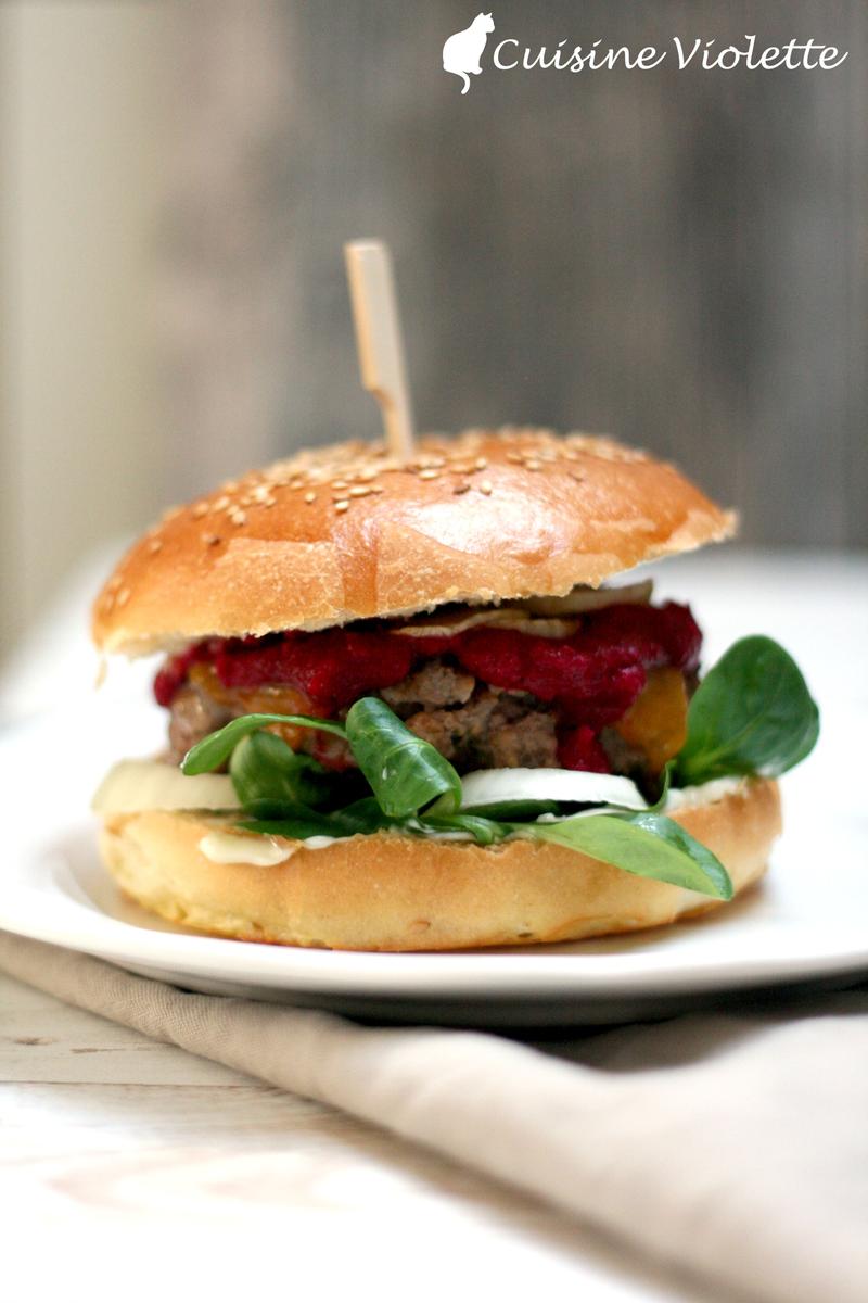 Rezeptbild: Winterburger mit Rote Beete-Ketchup