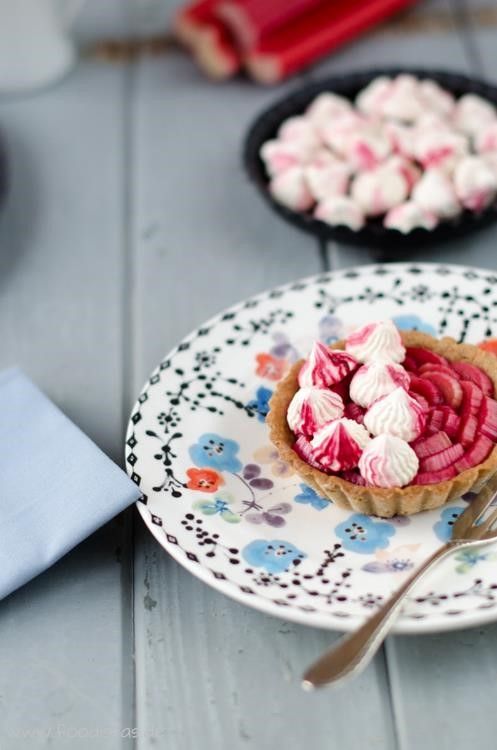 Rezeptbild: Pochierte Rhabarbertartelettes