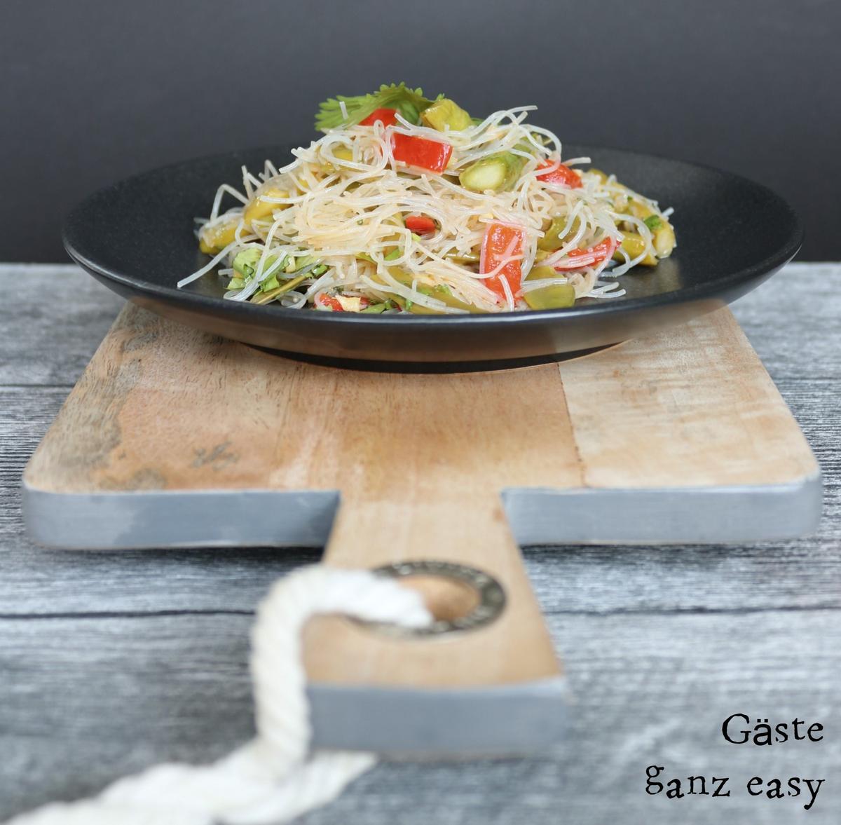 Rezeptbild: Glasnudelsalat mit grünem Spargel