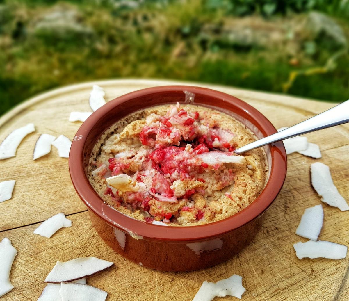 Rezeptbild: Himbeer-Kokos Haferbrei