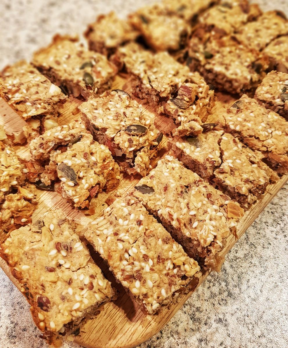Rezeptbild: Müsliriegel mit Sauerteig