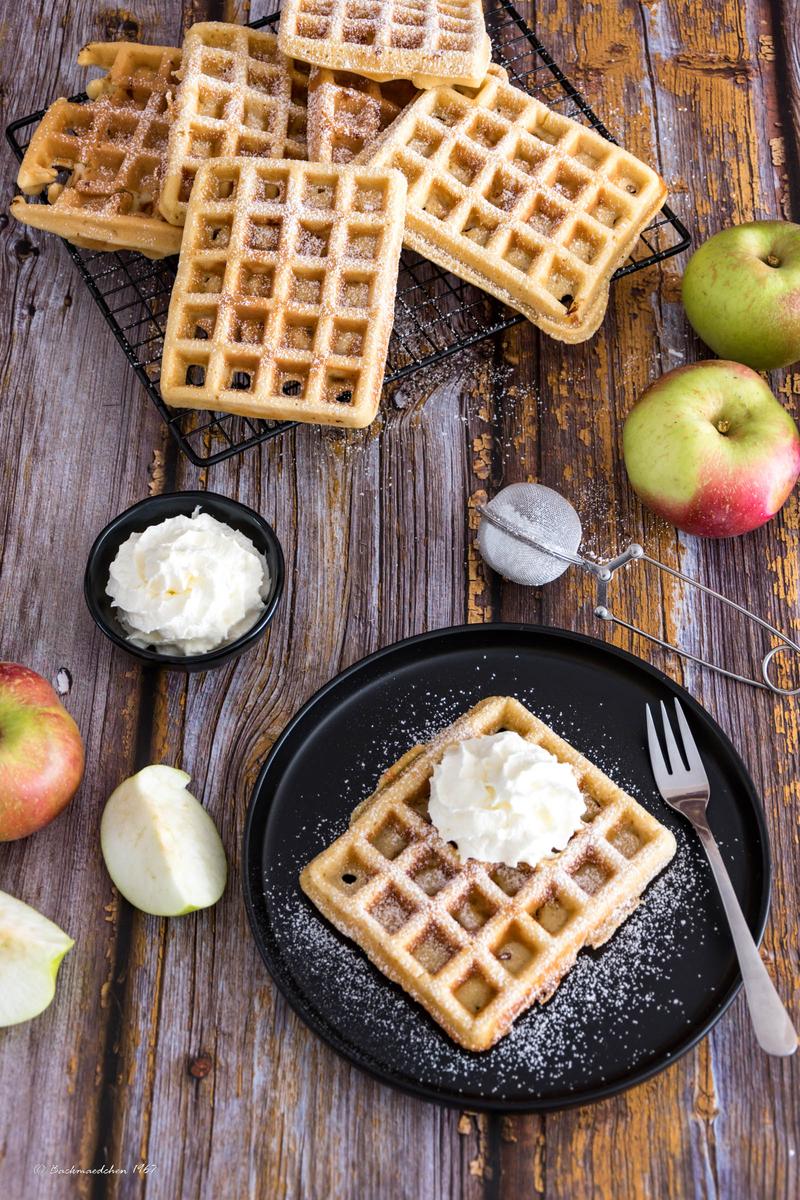 Rezeptbild: Apfel-Waffeln