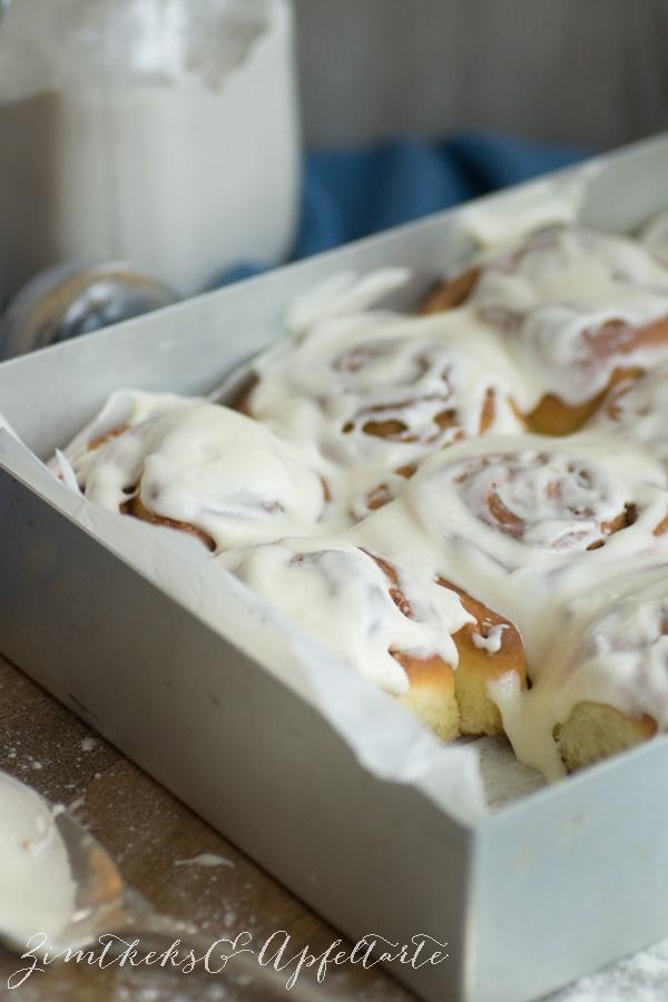Rezeptbild: Cinnamon-Rolls mit Frischkäse-Frosting