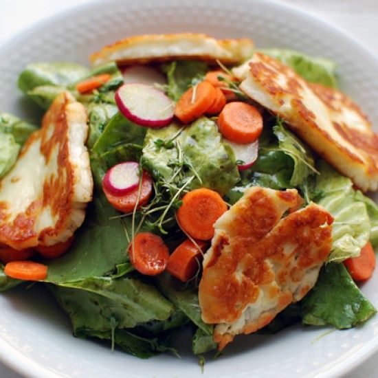 Rezeptbild: Salat mit gegrilltem Halloumi