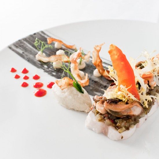 Rezeptbild: Pulpo mit Miesmuschel und Gurkenrelish