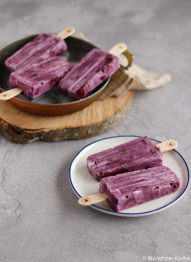 Rezeptbild: Blaubeereis am Stiel