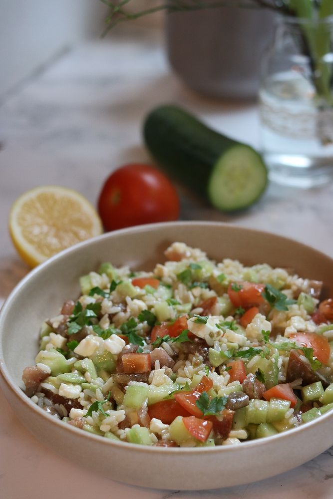 Rezeptbild: Reissalat mit Tomaten, Gurken und Avocado