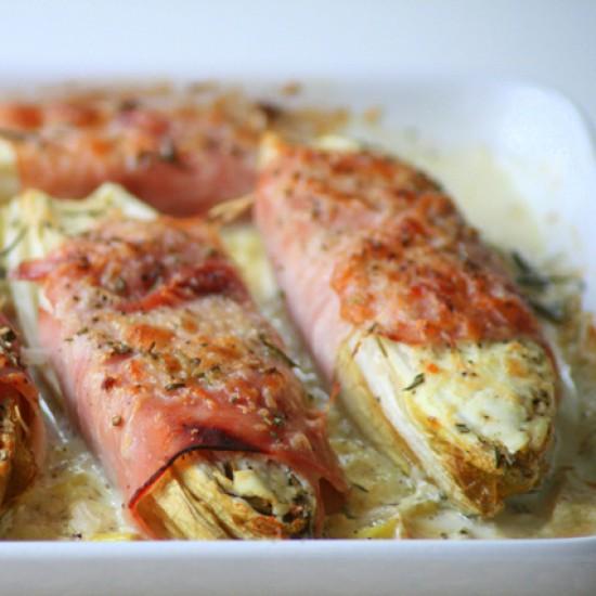 Rezeptbild: Überbackener Chicorée im Kartoffelbett