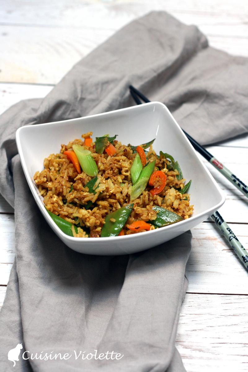 Rezeptbild: Gebratener Reis mit Gemüse und Ei