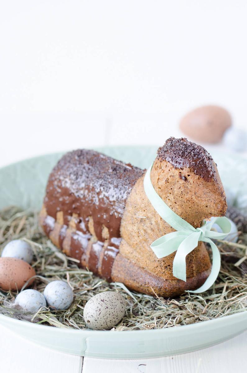 Rezeptbild: Saftiges Osterlamm aus Mohn