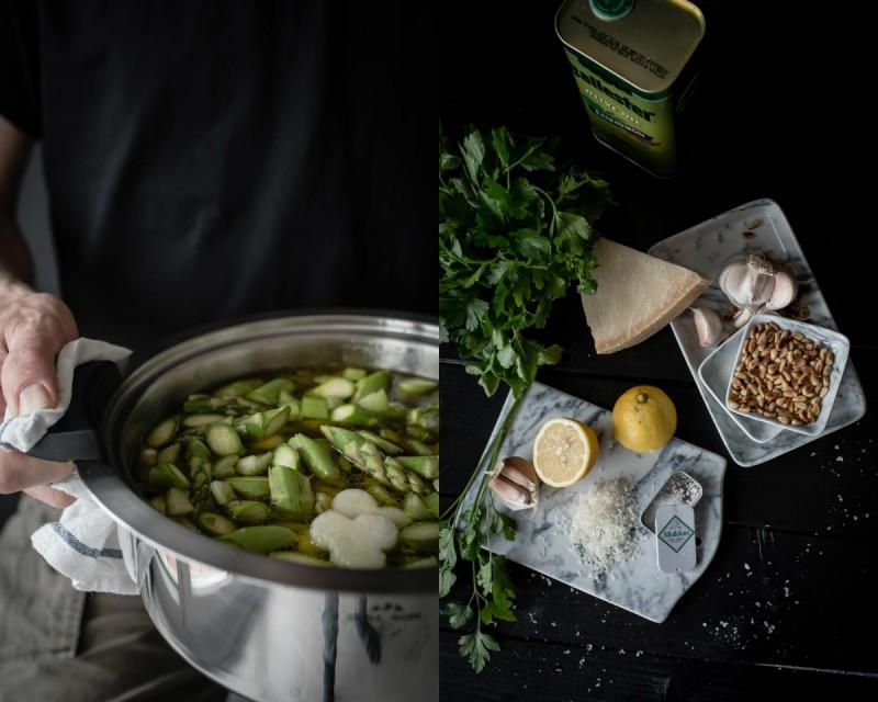 Rezeptbild: grüne spargel minestrone mit hausgemachter hühnerbrühe und petersilienpesto